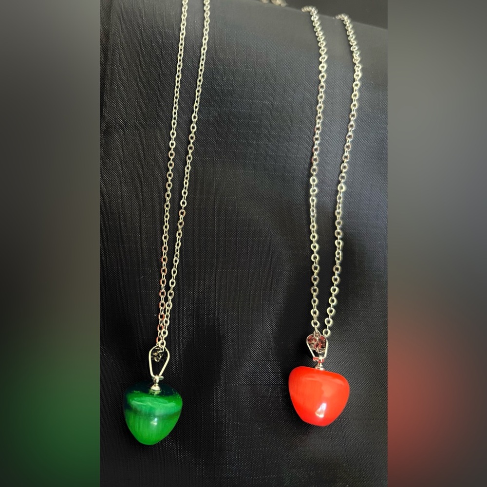 New Apple Necklace Set